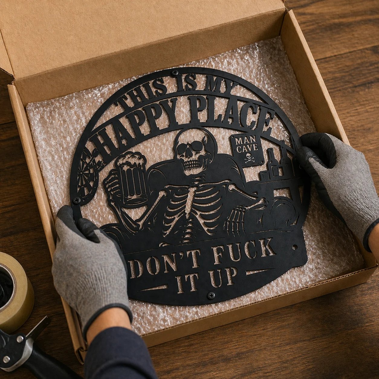 💀🍺 „Das ist mein Happy Place“ – Lustige Deko für die Männerhöhle
