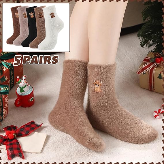 🔥 Niedliche, warme Plüschsocken für Damen mit gesticktem Hochlandrind-Motiv