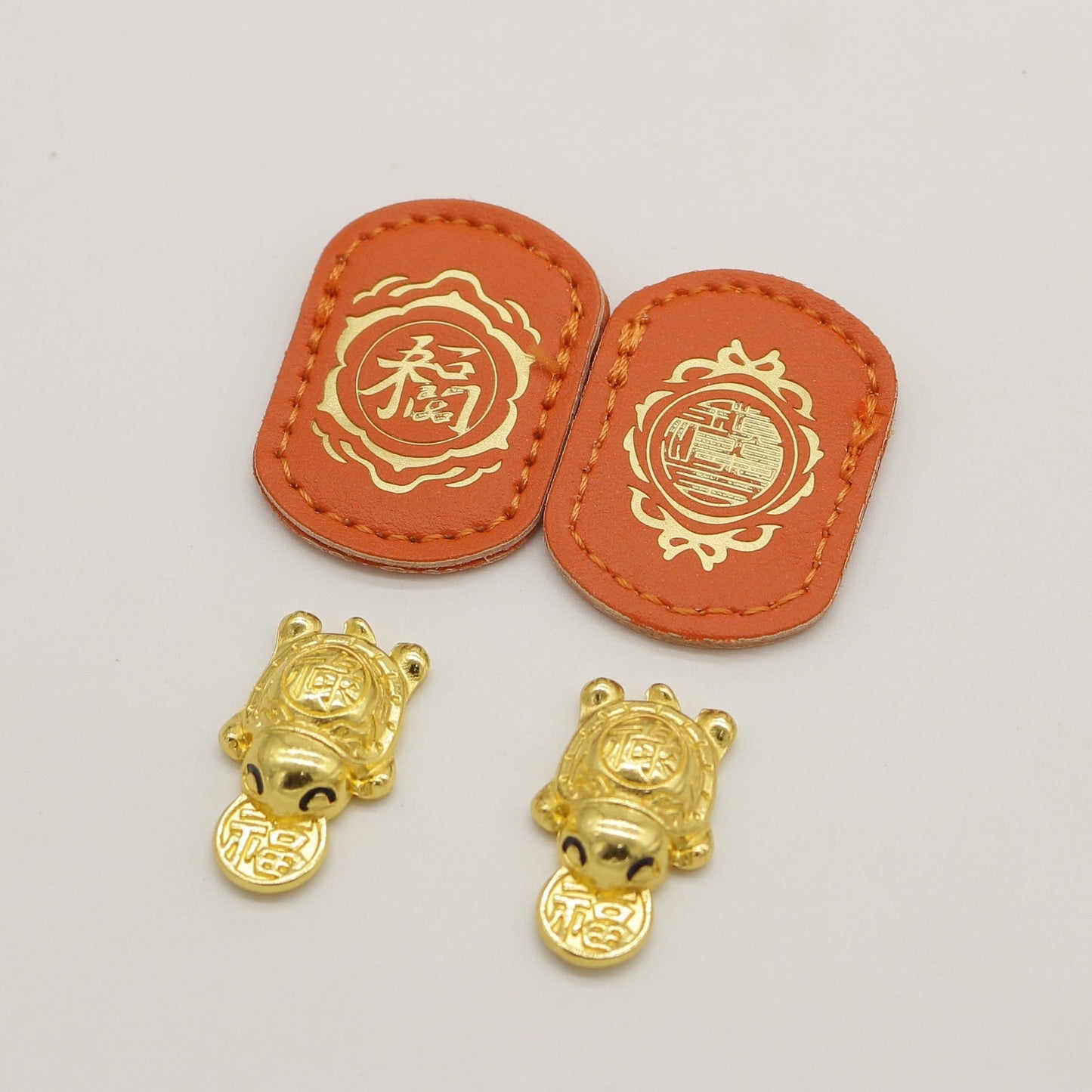 🐢2026 Golden Tortoise Pendant — Clinging to good luck 🍀 and never letting go!